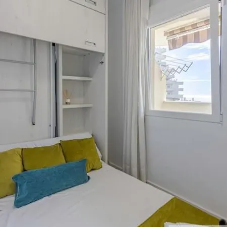 Bright 2 Bdr, With Sea Views, Benalbeach * Benalmadena