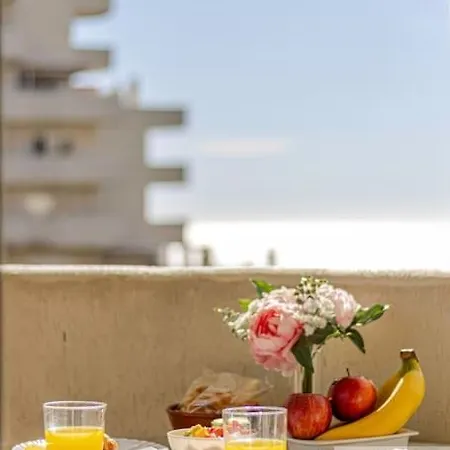 Bright 2 Bdr, With Sea Views, Benalbeach Apartment *