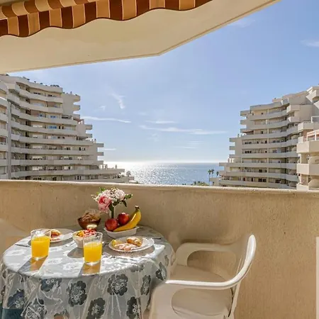 Bright 2 Bdr, With Sea Views, Benalbeach