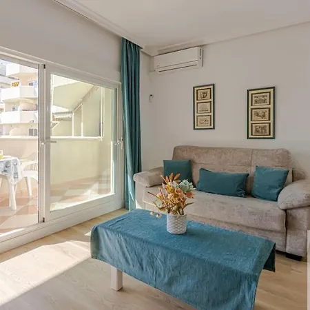 Bright 2 Bdr, With Sea Views, Benalbeach * Benalmadena