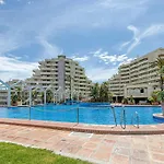 Bright 2 Bdr, With Sea Views, Benalbeach